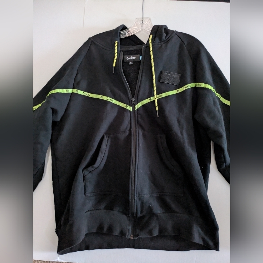 Cookies Hoodie Black And Neon. Size XL.